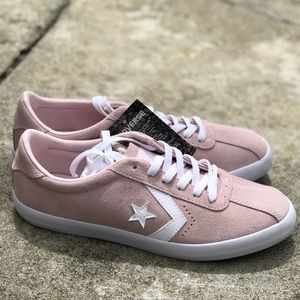 Blush pink women’s 8 Converse breakpoint
